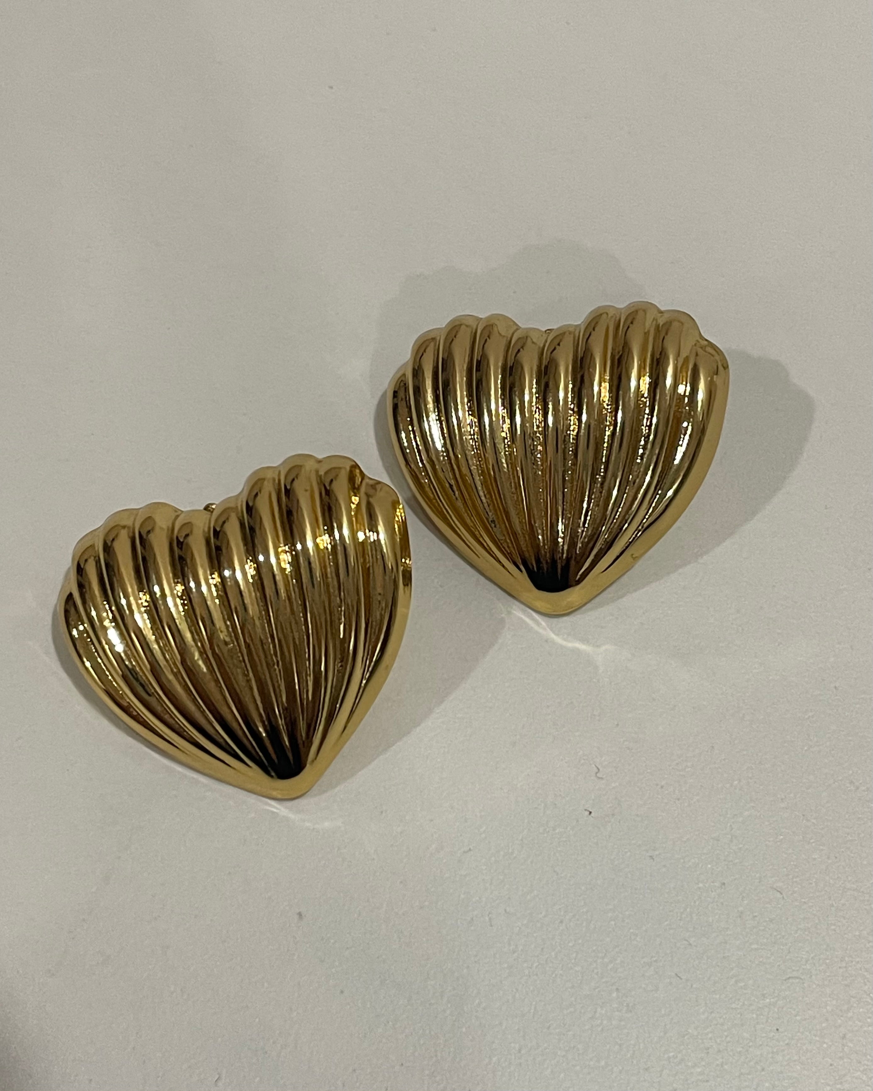 Chonky Heart Studs