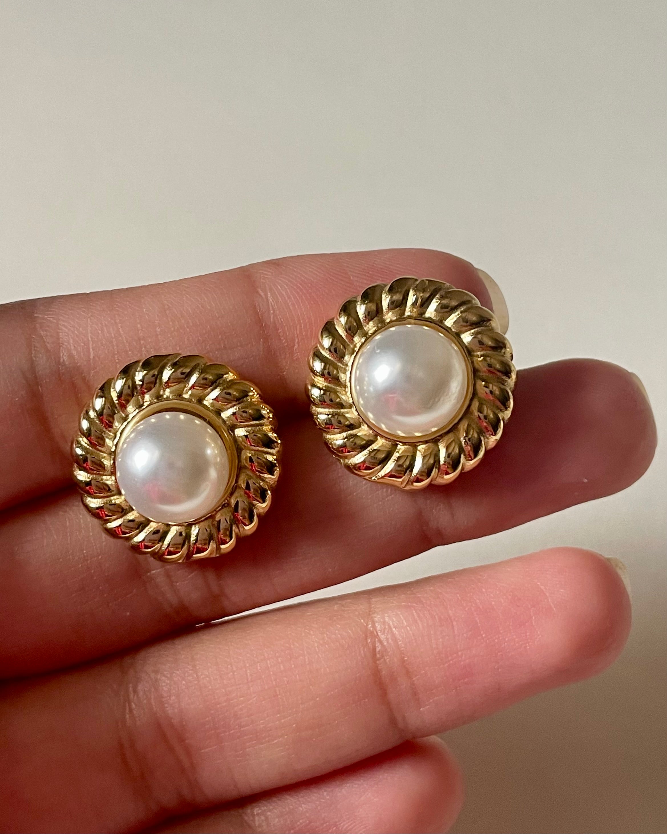 Vintage Studs