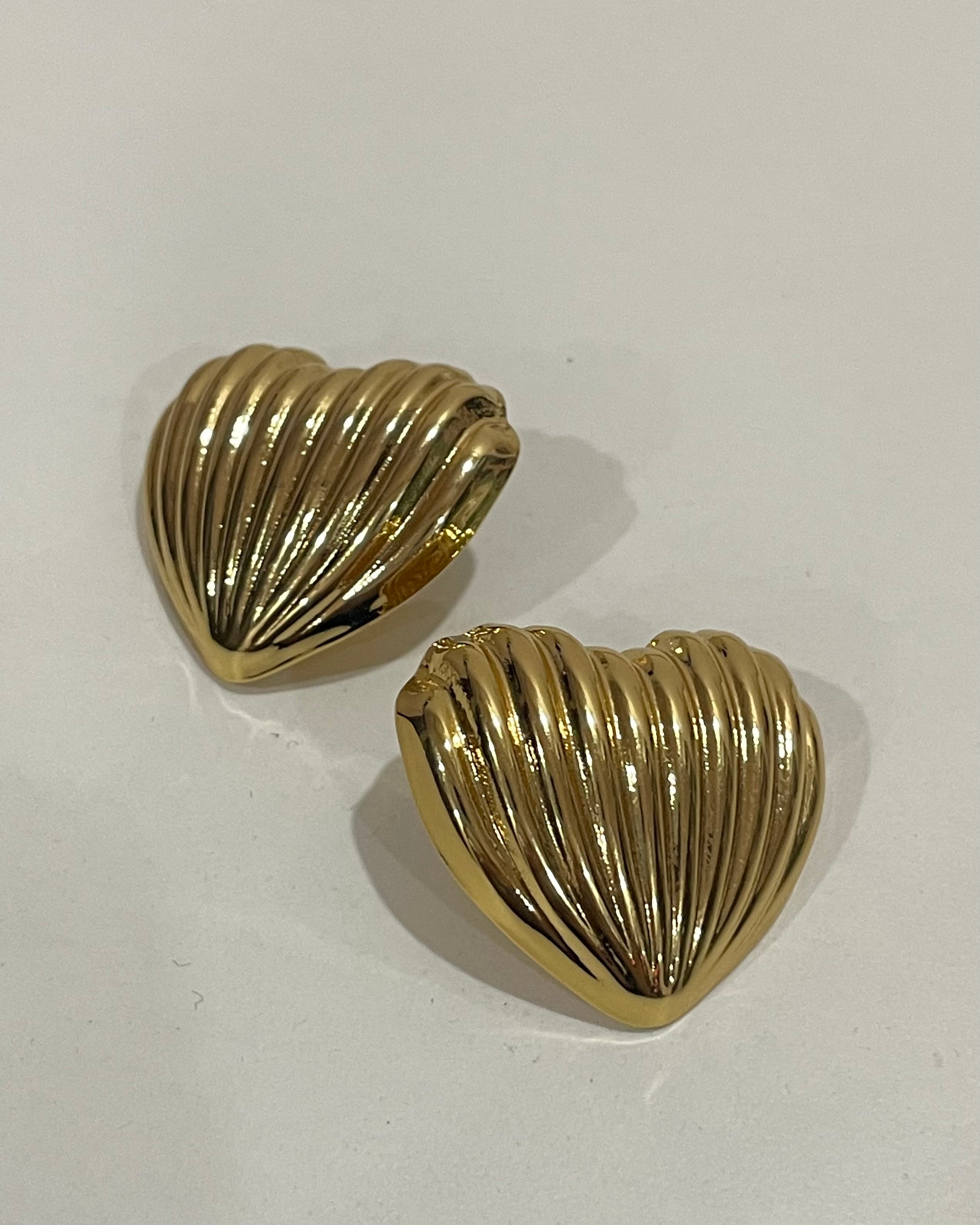 Chonky Heart Studs